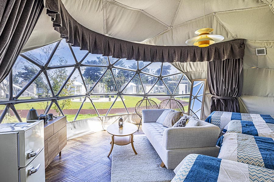 Dome tent with open-air bath